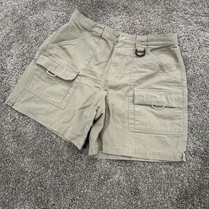 Women’s Columbia shorts